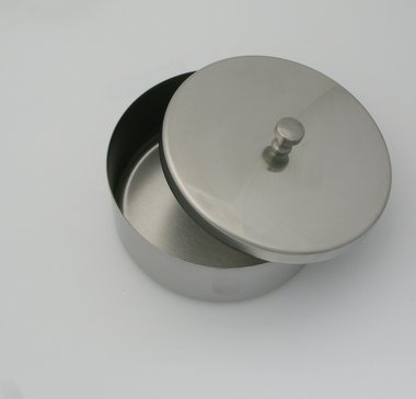 Aufbewahrungsschale Edelstahl rund, ø 120 mm, Höhe 50mm, mit Deckel, made in Germany, Artikelnummer: 000740