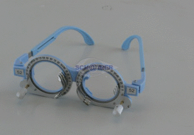 Universal-Messbrille für bis zu 4 Paar 38mm-Messgläser, PD von 52-60 lieferbar, Artikelnummer: 08062012